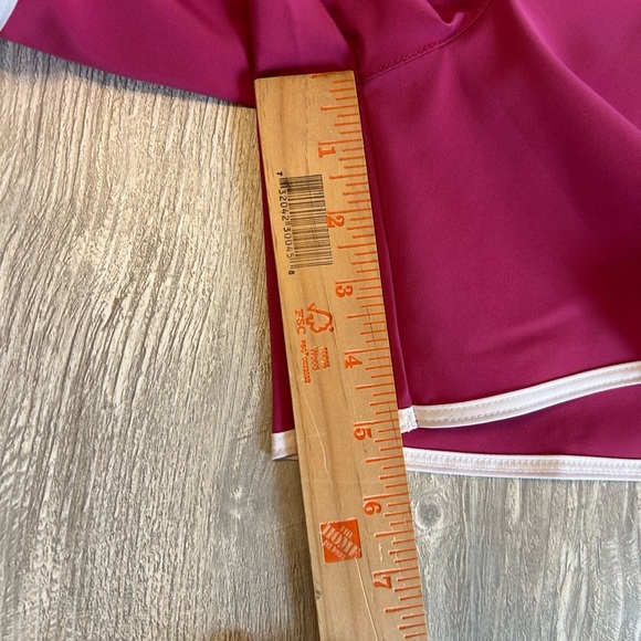 NWT Reebok Women’s ID Train Woven Shorts Dark Pink White Stripes Size Large New. - Picture 11 of 12